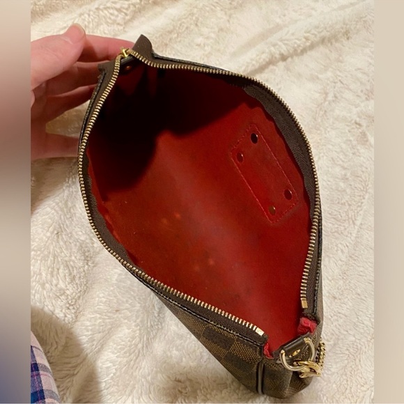 Louis Vuitton EVA CLUTCH authentic bag. Comes with dust bag, original receipt - Picture 3 of 6